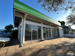 Imóveis comerciais de esquina em Lomba Grande 