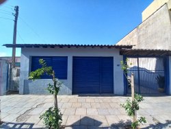 Terreno com peça comercial e residencial no bairro Feitoria